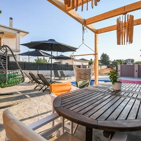 Nektarios & Eftychia Ferienhaus