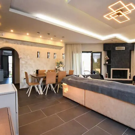 Nektarios & Eftychia Ferienhaus