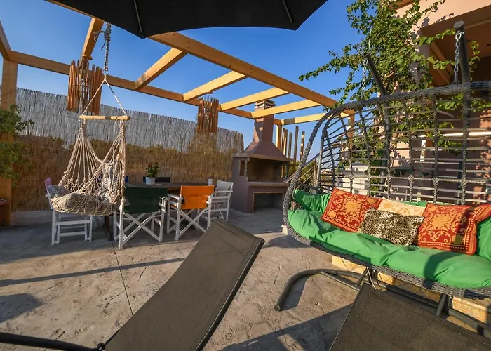 Nektarios & Eftychia בית נופש *