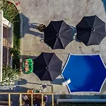 بيت للعطل Nektarios & Eftychia